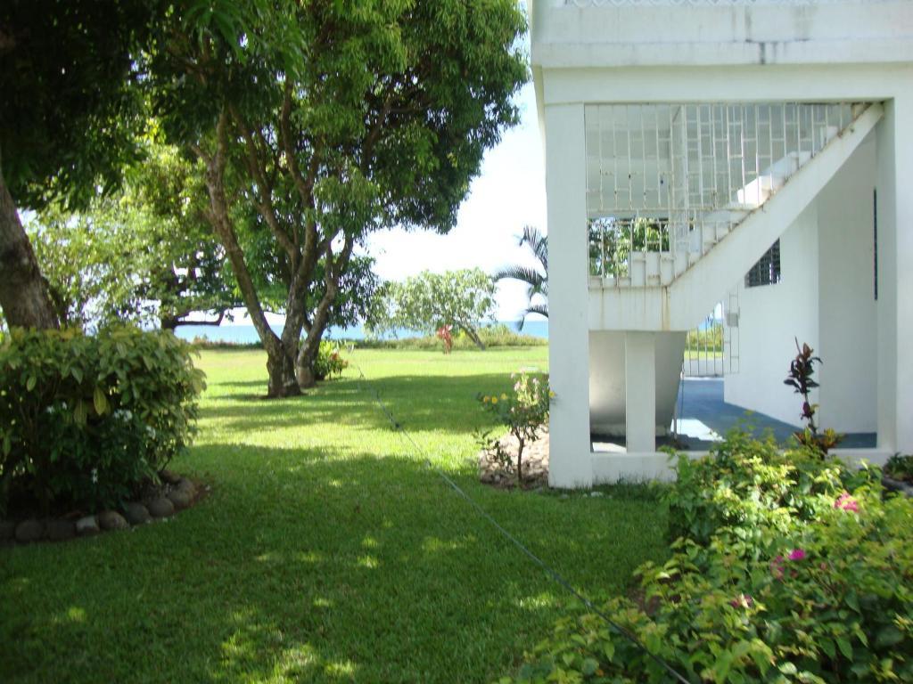 By The Sea Vacation Home And Villa Порт Антонио Стая снимка