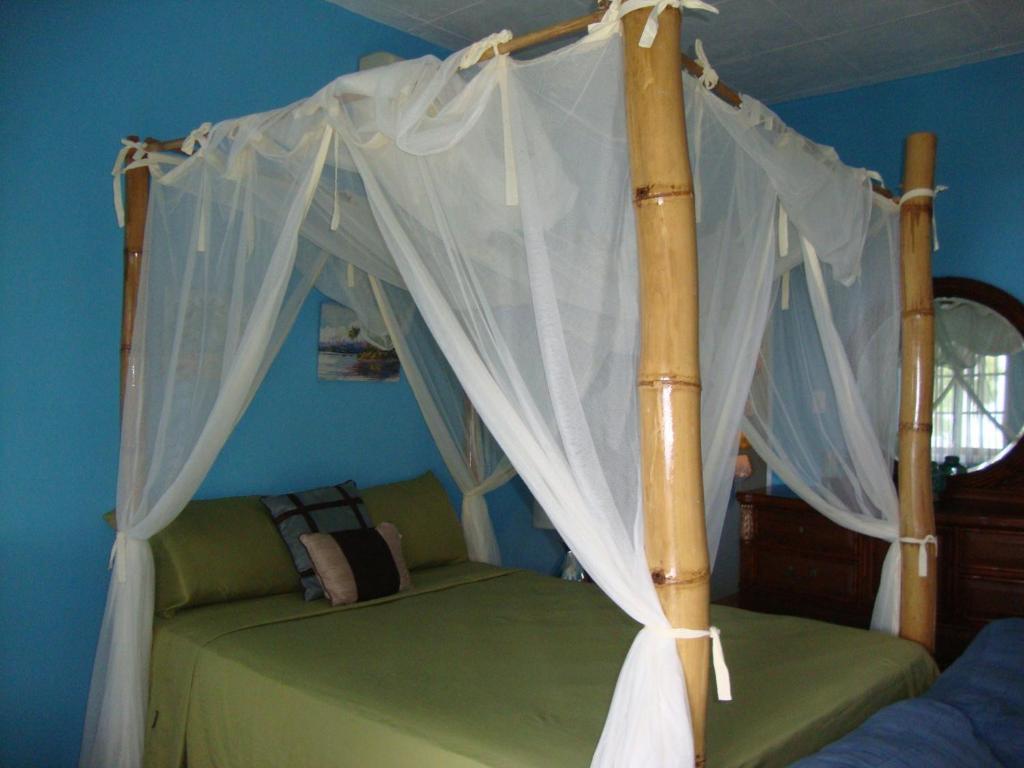 By The Sea Vacation Home And Villa Порт Антонио Стая снимка